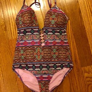 Kenneth Cole one piece swim